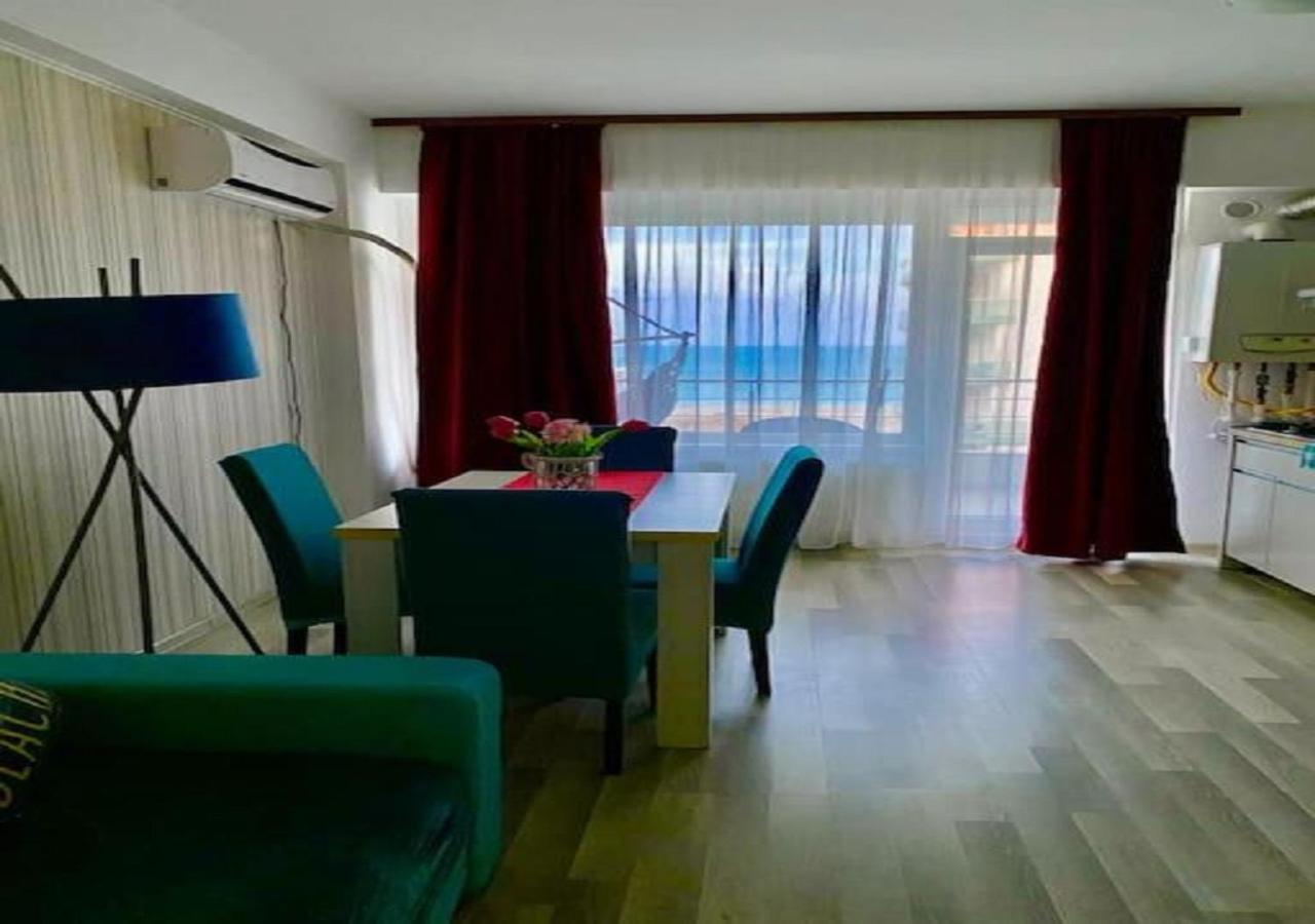 Blue Sky Summerland Apartment Mamaia Luaran gambar